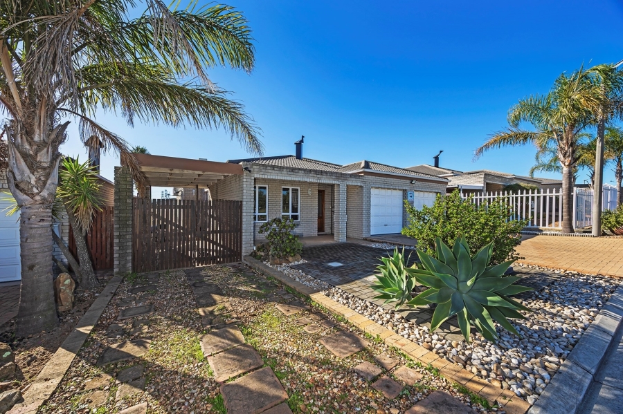 3 Bedroom Property for Sale in Haasendal Western Cape